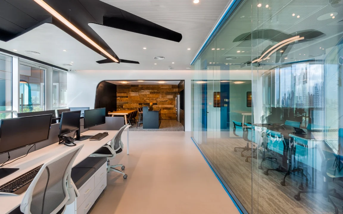 photo of Alpine Air Express Palm Beach office