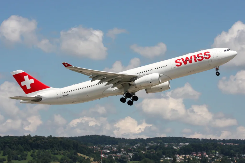 Swiss aircraft in air, top-rated airline from United States to Europe