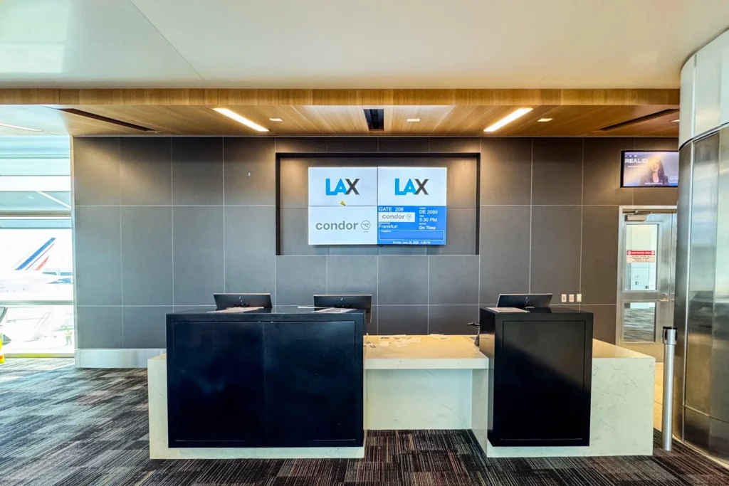 Condor Airlines Las Vegas Aircraft office Photo