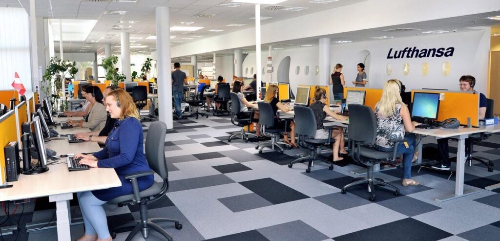 Lufthansa Airlines Office Photos of Lyon